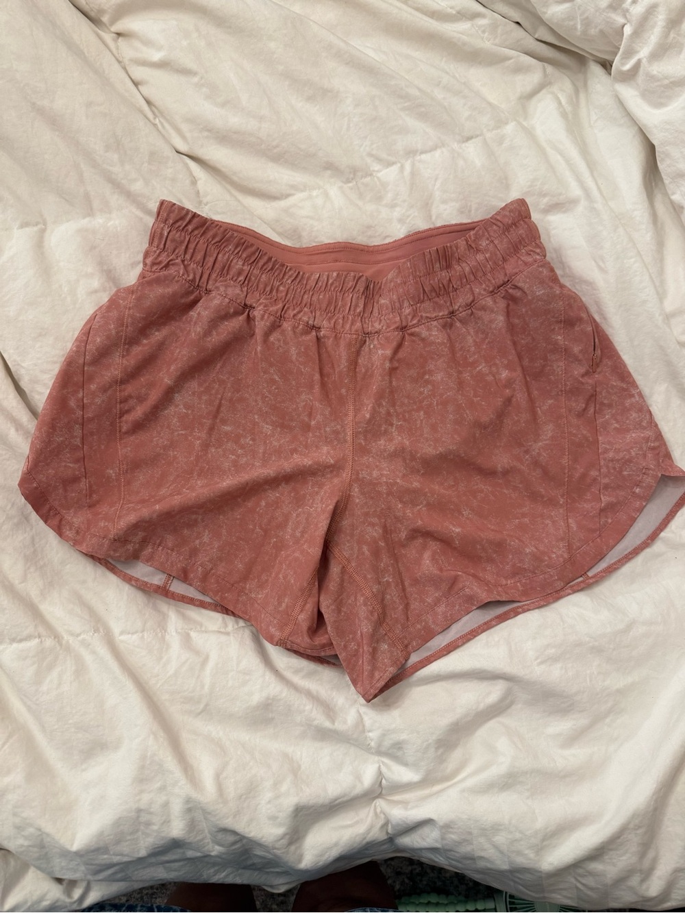 Lululemon track that high rise lines shorts in pink marble